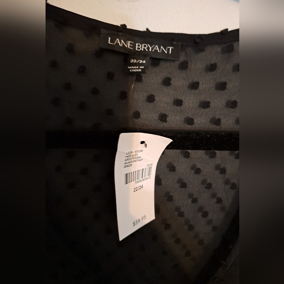 NWT Lane Bryant top 22/24 black dot ruffle sleeves - Picture 3 of 4